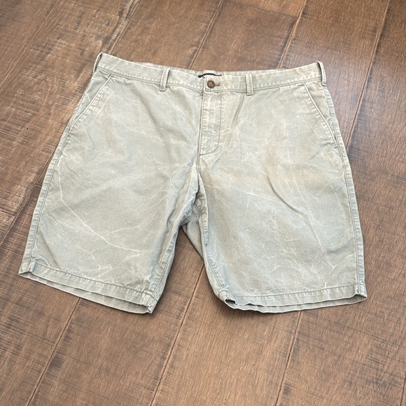 EXPRESS MEN SHORTS SIZE 38. - Picture 7 of 9